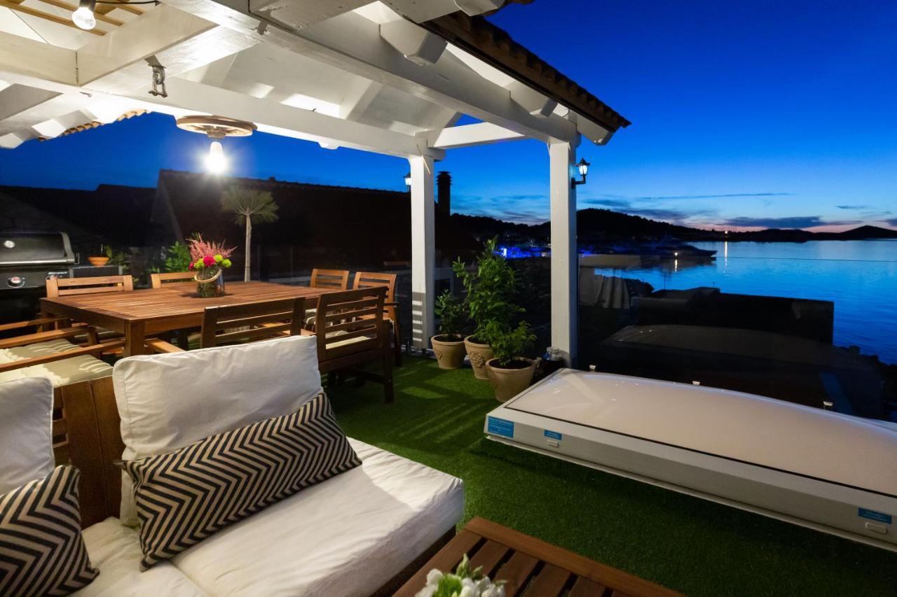 Luxury Leni Guest House Murter Exterior foto